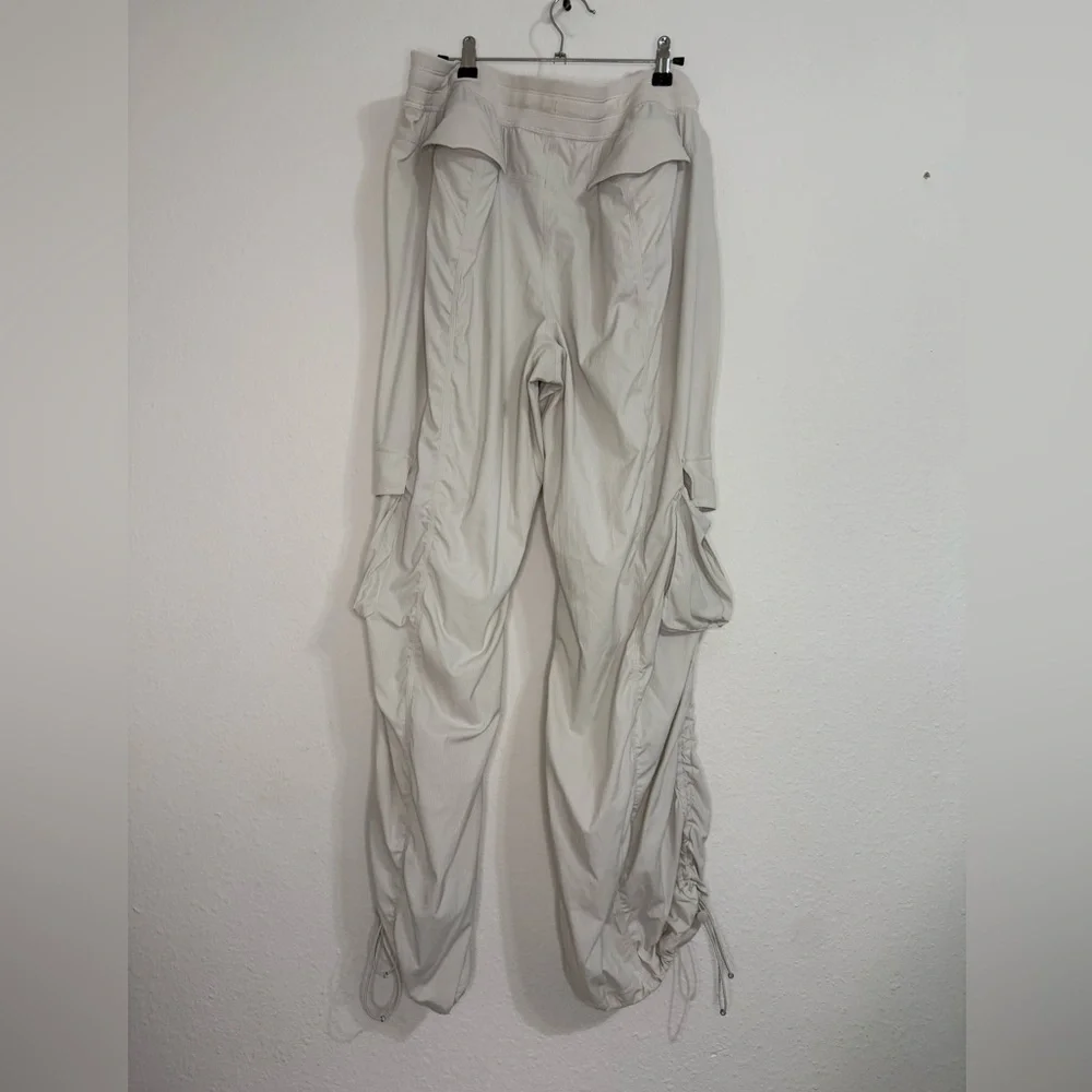 Lululemon Dance Studio Relaxed-Fit Mid-Rise Cargo Pant